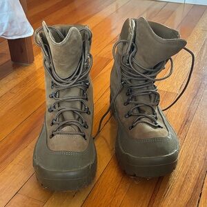 Belleville Men’s Army Mountain Combat Boots Size 10.5 WIDE